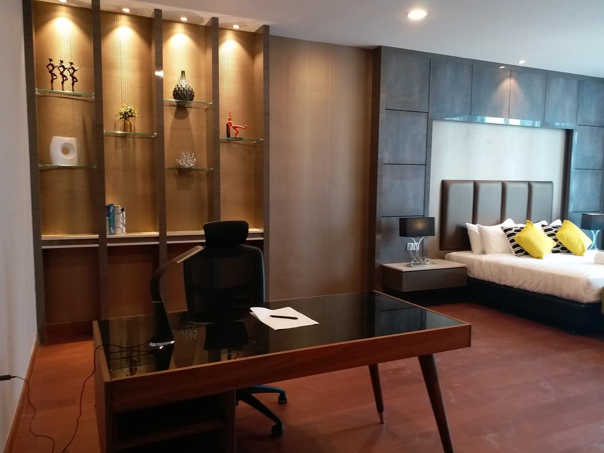 Jb City Paragon Serviced Apartment Johor Bahru Exterior foto