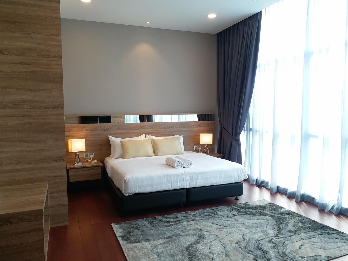 Jb City Paragon Serviced Apartment Johor Bahru Exterior foto