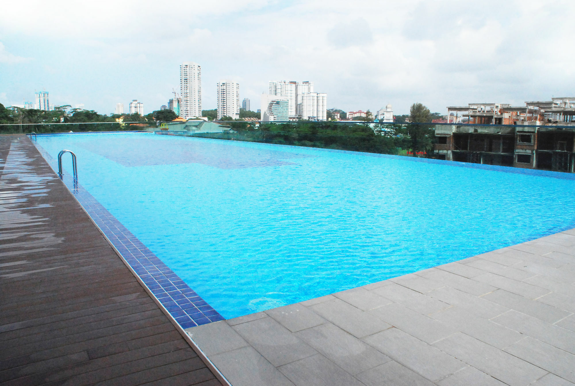 Jb City Paragon Serviced Apartment Johor Bahru Exterior foto